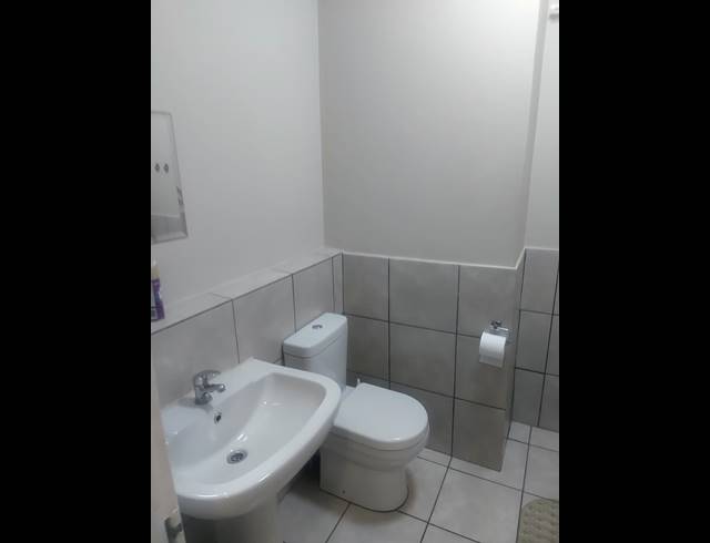 2 BEDROOM APARTMENT TO LET IN KWAMASHU